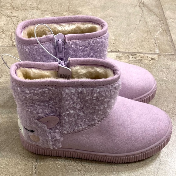 Cat and Jack Boots - Picture 4 of 11